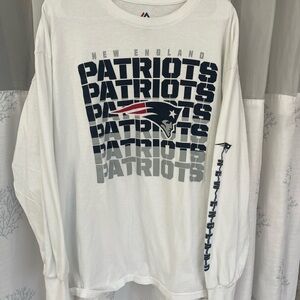 New England Patriots Long Sleeve Shirt